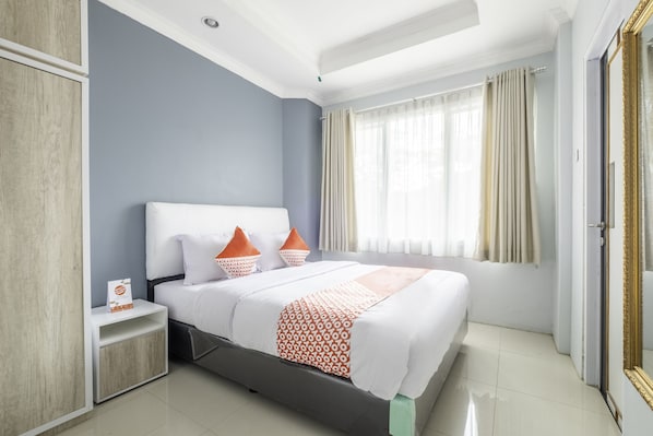 Habitación doble estándar | Escritorio, wifi gratis y ropa de cama
