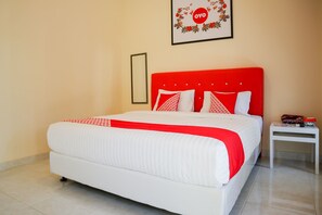 Kamar Double Standar | Wi-Fi gratis dan seprai linen