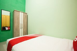 Standard Single Room | Cadar katil 