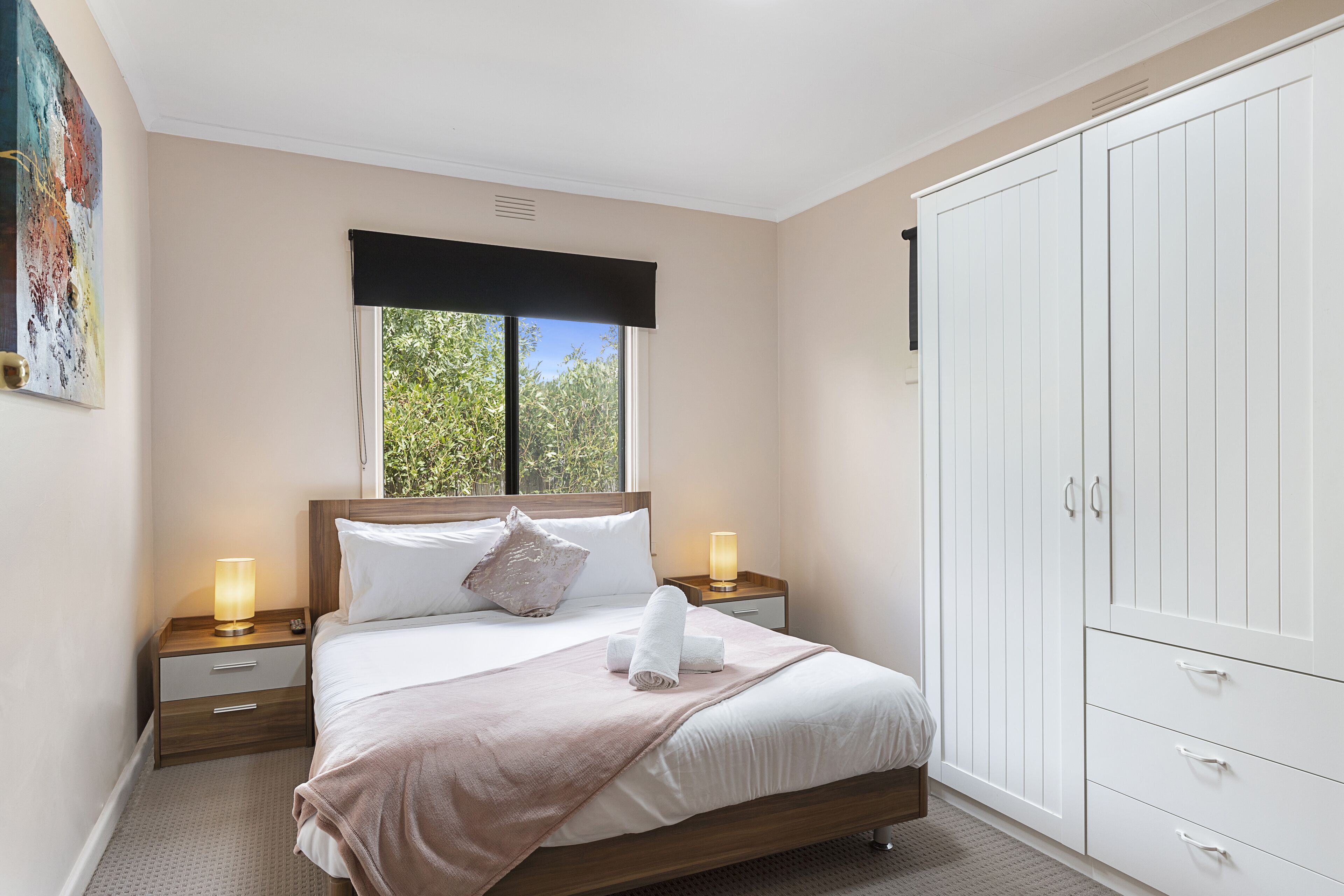 House, 4 Bedrooms | 4 bedrooms, individually decorated, individually furnished, desk