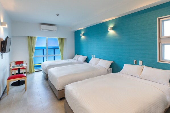 Economy Triple Room - Mr.KINJO Miyakojima Painagama Resort (Miyakojima)