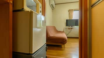 Habitación individual | Escritorio, wifi gratis, ropa de cama