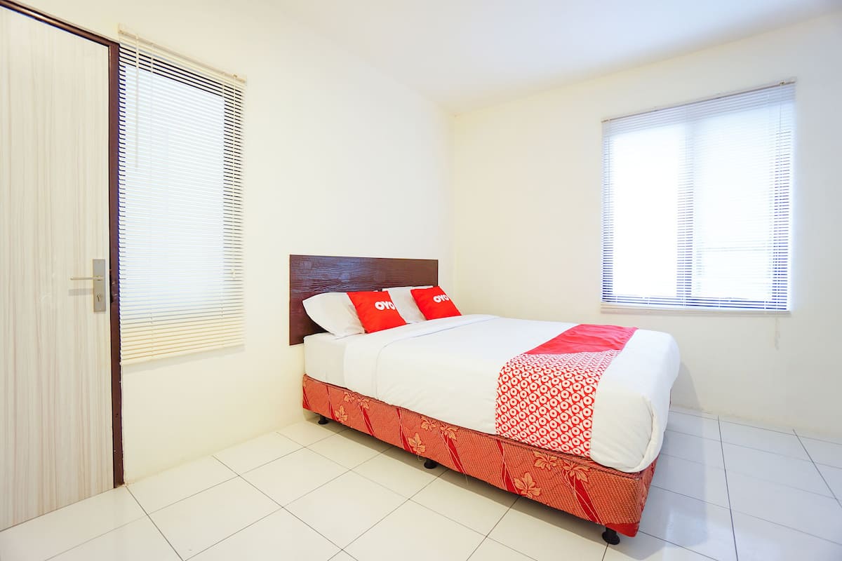 Quarto casal luxo | Wi-Fi de cortesia, roupa de cama
