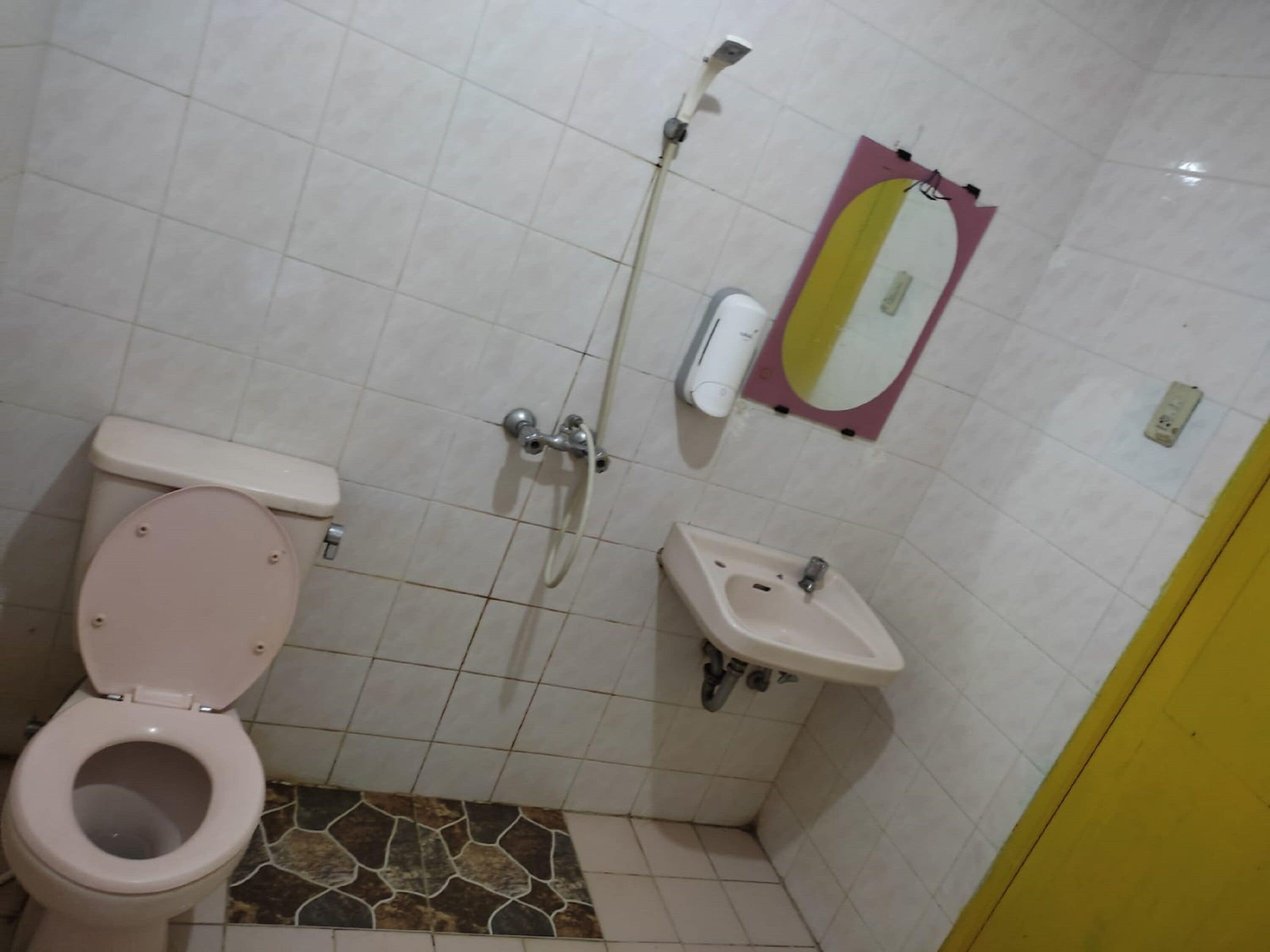 Foto - Super OYO 1389 Hotel Carissima