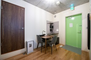 Economy Triple Room, Non Smoking | Desk, laptop workspace, blackout curtains, soundproofing - bmj Hyakunincho (Tokyo)