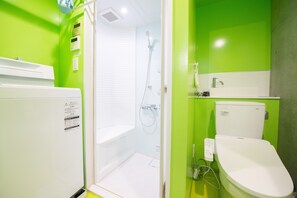 Family Apartment, 2 Bedrooms, Non Smoking, 2 Bathrooms | Bathroom