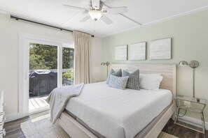 4 bedrooms, iron/ironing board, free WiFi, bed sheets - Gulf and State Park Views, Private Beach, HOT TUB, 4 Bikes - Grayt Reflections East (Santa Rosa Beach)