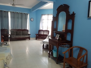 3 Bedroom Apartment | Living room | Flat-screen TV - Hotel Seri Pelangi 2 (Malacca City)