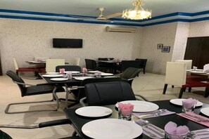 Café da manhã continental grátis todos os dias