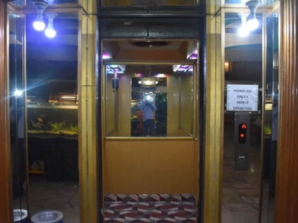 De Mall Hotel by null