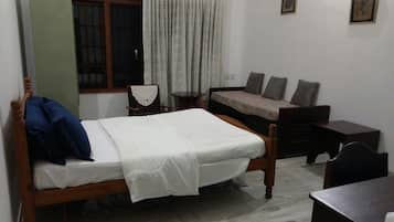 3 habitaciones y caja de seguridad en la habitación