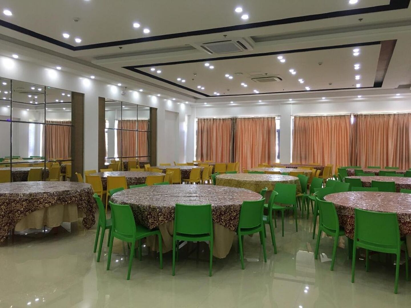 free daily local cuisine breakfast