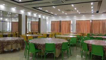 Free daily local cuisine breakfast