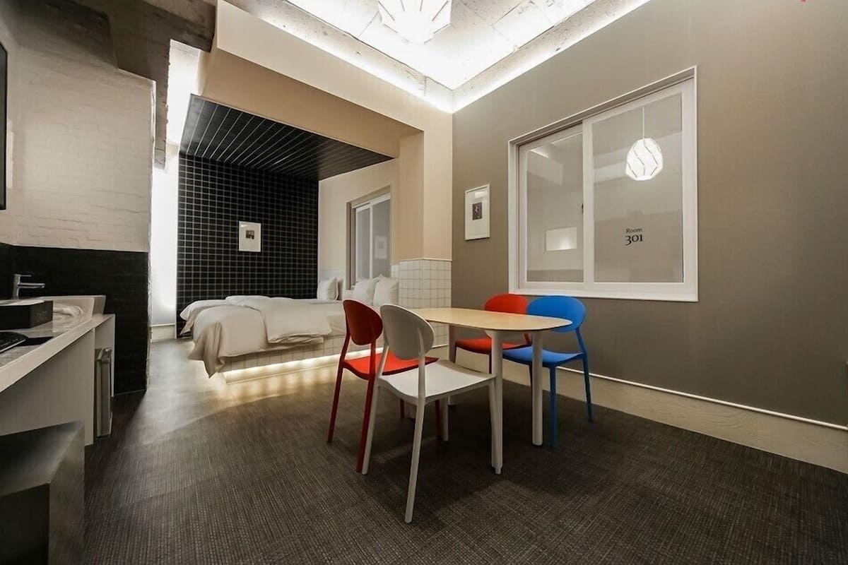 Habitación Premium con 2 camas individuales | Wifi gratis