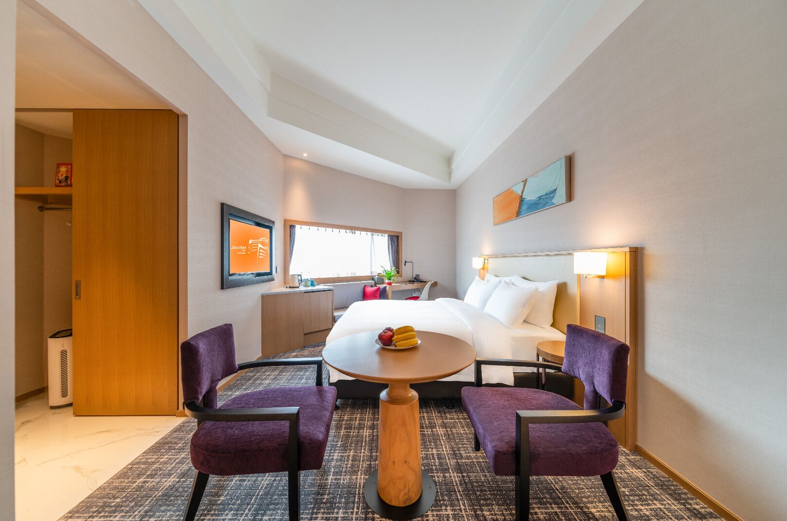 deluxe apartment | down duvets, memory-foam beds, desk, free wifi