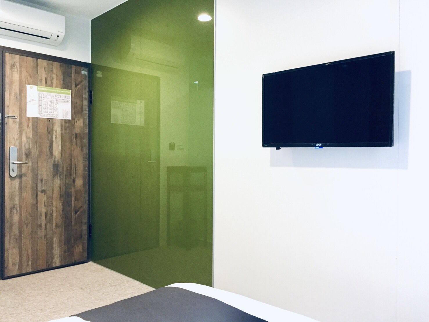 standard double room | blackout curtains, soundproofing, free wifi, bed sheets