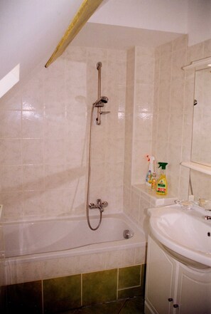 SĂšche-cheveux, papier toilette