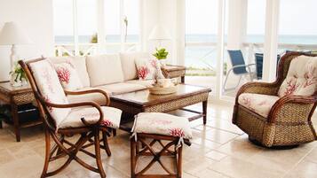 TV, DVD player, books, stereo