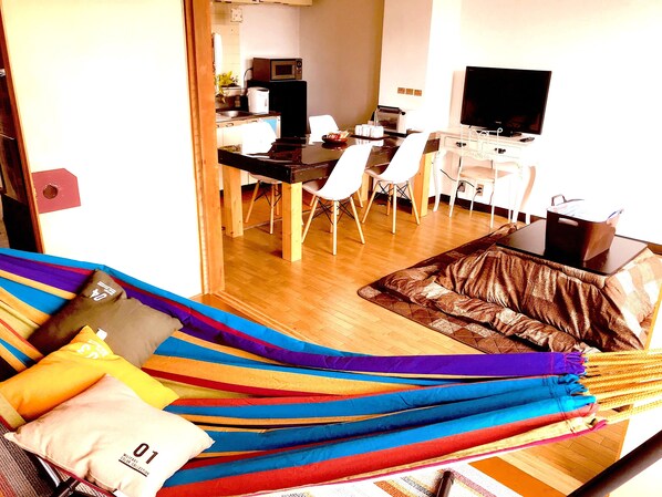 3 Bedrooms Apartment | 3 bedrooms, desk, iron/ironing board, free WiFi