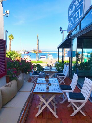 Breakfast, lunch, dinner served; Turkish cuisine - Barba Otel (Urla)