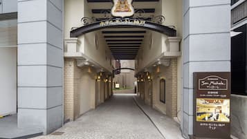 Overnatningsstedets indgangsparti