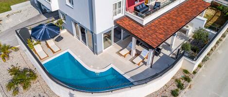 منظر من الجو على ارتفاع عالٍ