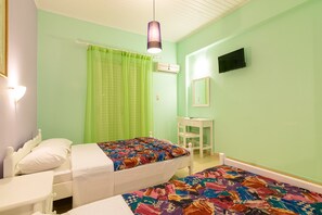 Studio, Balkon (Triple)