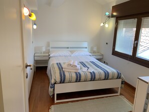 Appartement, 3 slaapkamers | 3 slaapkamers, babybedden, beddengoed