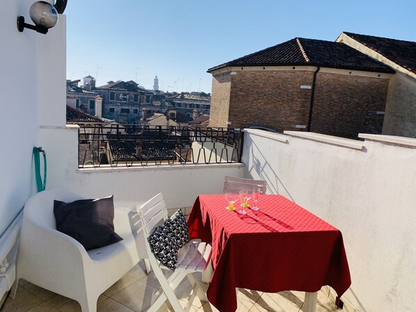 Appartement, 3 chambres | Terrasse/patio