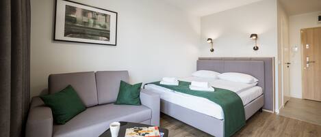 Elite Studio | Egyptian cotton sheets, premium bedding, soundproofing