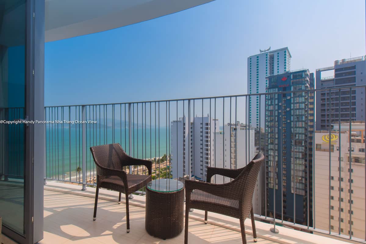 1 bedroom, minibar, in-room safe, individually furnished