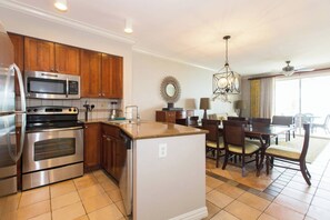 Fridge, microwave, oven, stovetop - Hyatt Windward Pointe 2 Bedroom (Key West)