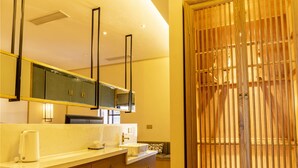 Business Twin Room | Desk, WiFi (free) - Hermitage Hotel (Jingdezhen)