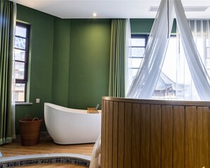 Romantic Double Room | Desk, free WiFi - Hermitage Hotel (Jingdezhen)