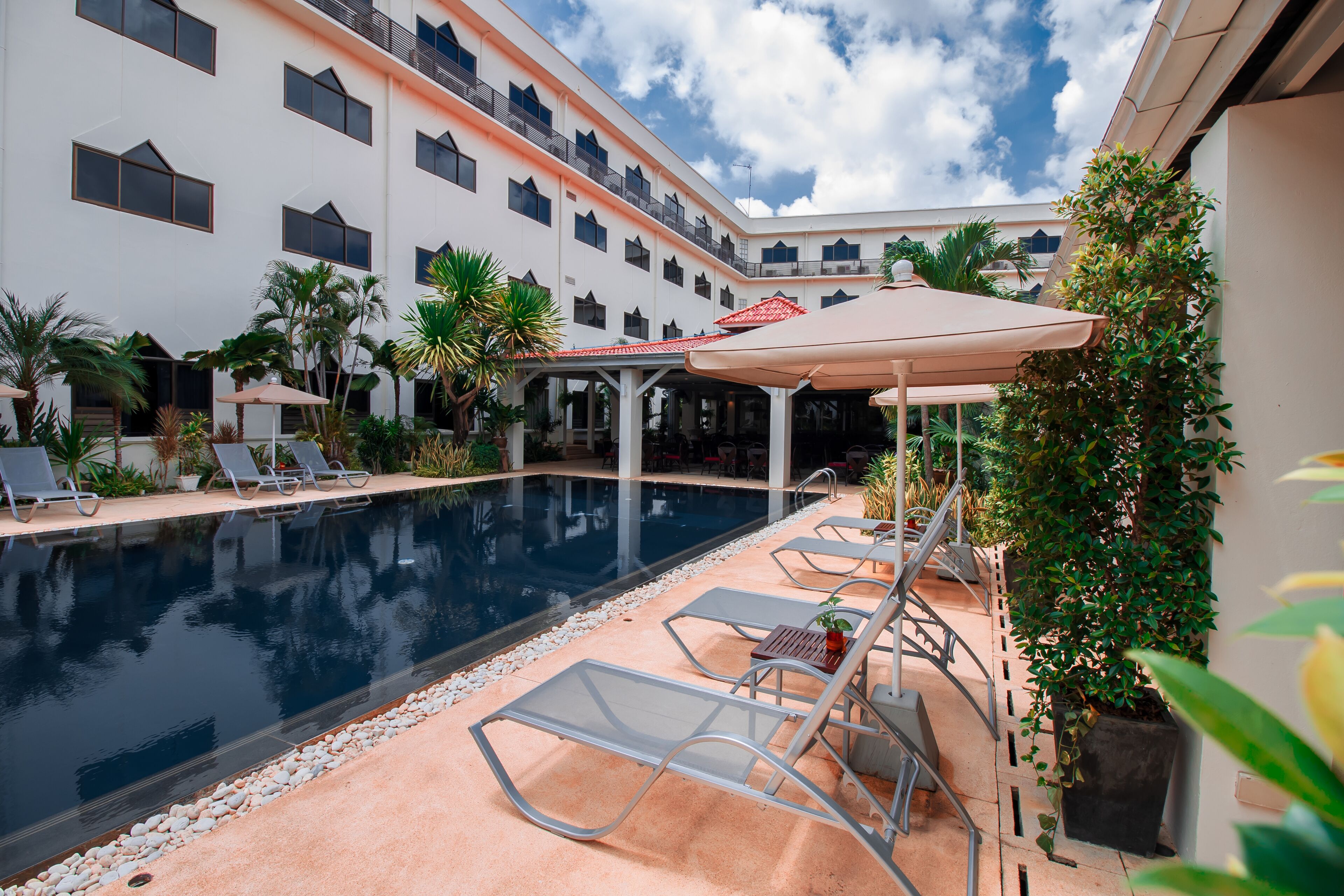 outdoor pool, pool loungers