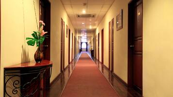 Lorong