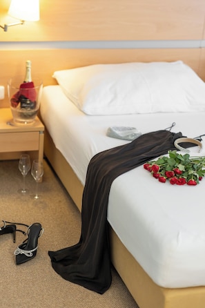 Superior Room | In-room safe, desk, blackout drapes, soundproofing - KurHotel Brussel (Frantiskovy Lazne)