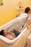 Sauna, hydrotherapy, aromatherapy, body wraps, 1 treatment room