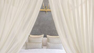Suite, Pool View (TIGMI) | Egyptian cotton sheets, premium bedding, in-room safe, laptop workspace