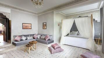 Suite, Pool View (TIGMI)