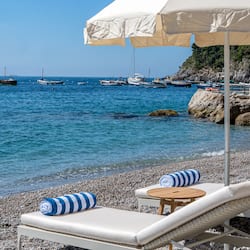 Private beach, sun loungers, beach towels, beach bar