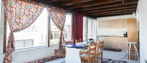 تناول الطعام