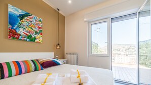 Triple Room, Terrace | Soundproofing, WiFi (free) - Attico Oltremare (Naples)