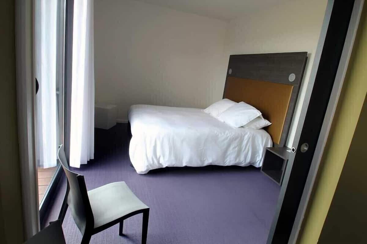 Suite (King Size) | Literie de qualité, minibar, coffre-fort, bureau