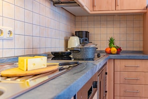 Køleskab, mikrobølgeovn, ovn, opvaskemaskine