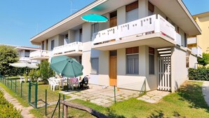 Unclassified image, 2 of 22, button - Lovely apartment for 6 people with A/C, TV, terrace and pets allowed (San Michele Al Tagliamento)