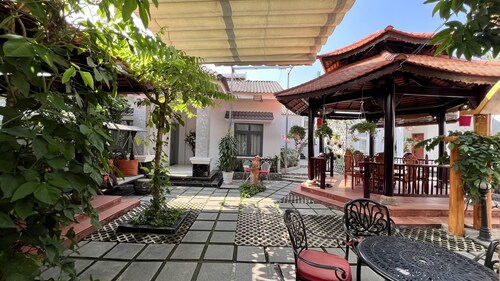 Hoang Mai Hotel