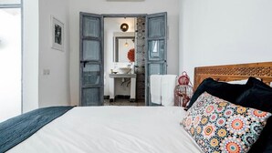 Unclassified image, 4 of 34, button - Riad Dar M'tiwla (Marrakech)