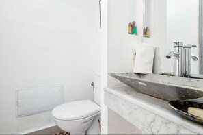 Apartment, 2 Bedrooms | Bathroom | Shower, free toiletries, towels, soap - Riad Dar M'tiwla (Marrakech)