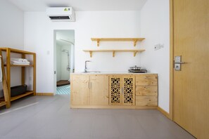 Private kitchenette - TURI STAYpoint (Quang Ngai)